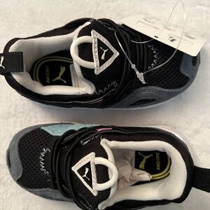 Brand new with tags Puma toddler size 6
